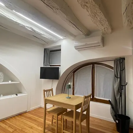 Elena S Navigli * 밀라노